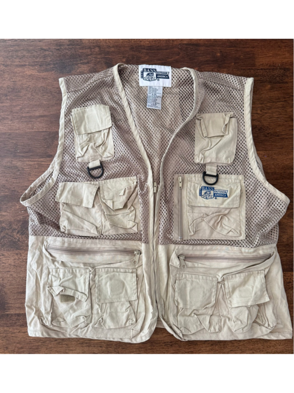 Bass Outdoor America Fishing Vest Size L/XL Khaki Mesh Multi Pocket Utility